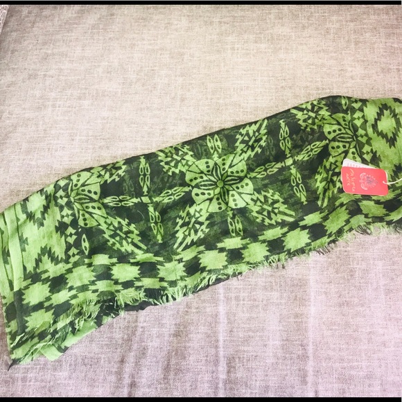 PASHMA ARTE GREEN/BLK CASHMERE/SILK 6’ PASHMINA - Picture 3 of 8